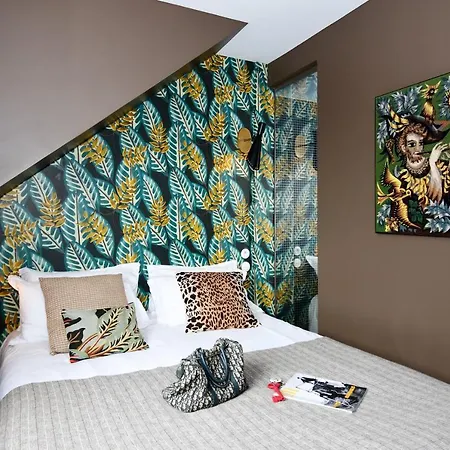 Hotel Les Pilotes 3*