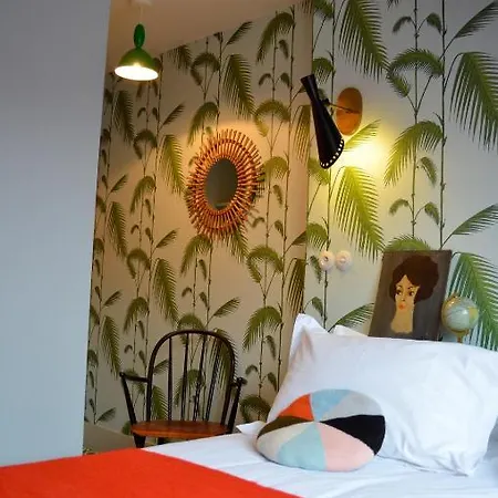 Hotel Les Pilotes 3*