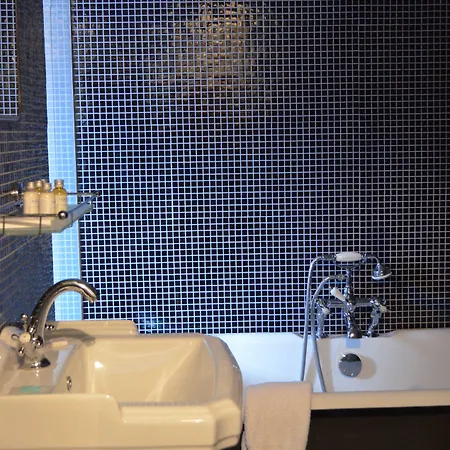 Les Pilotes Hotel 3*