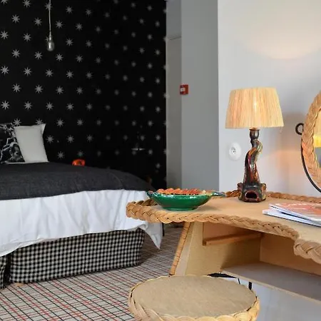 Les Pilotes Hotel 3*