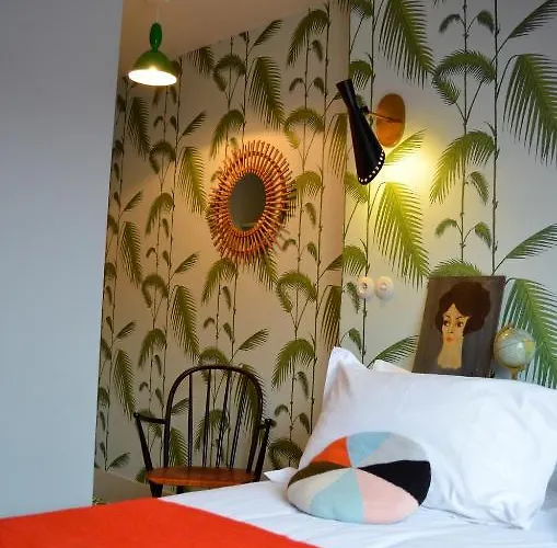 Hotel Les Pilotes 3*